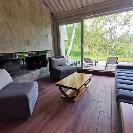 Les Pyrénées Au Bord De L'eau Casa vacanze