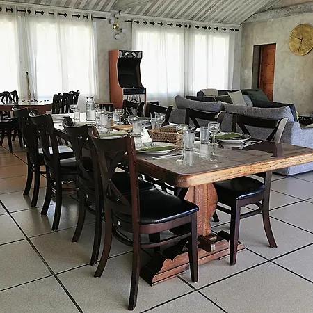 Casa vacanze Les Pyrénées Au Bord De L'eau
